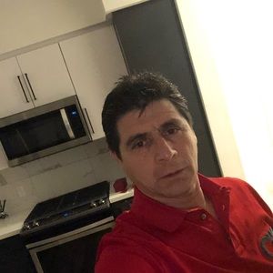 Meet your Posher, Hugo